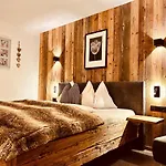 Апартаменты Sonn-alm Chalet-apartments *